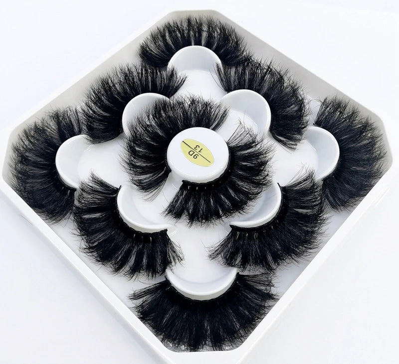 Dramatic Eye Lash