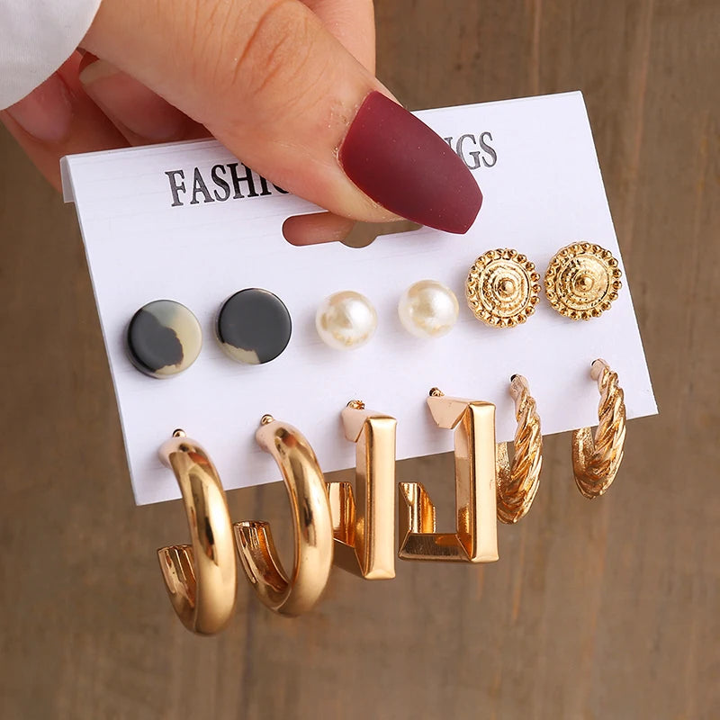 Pearl Dangling Earring Mix