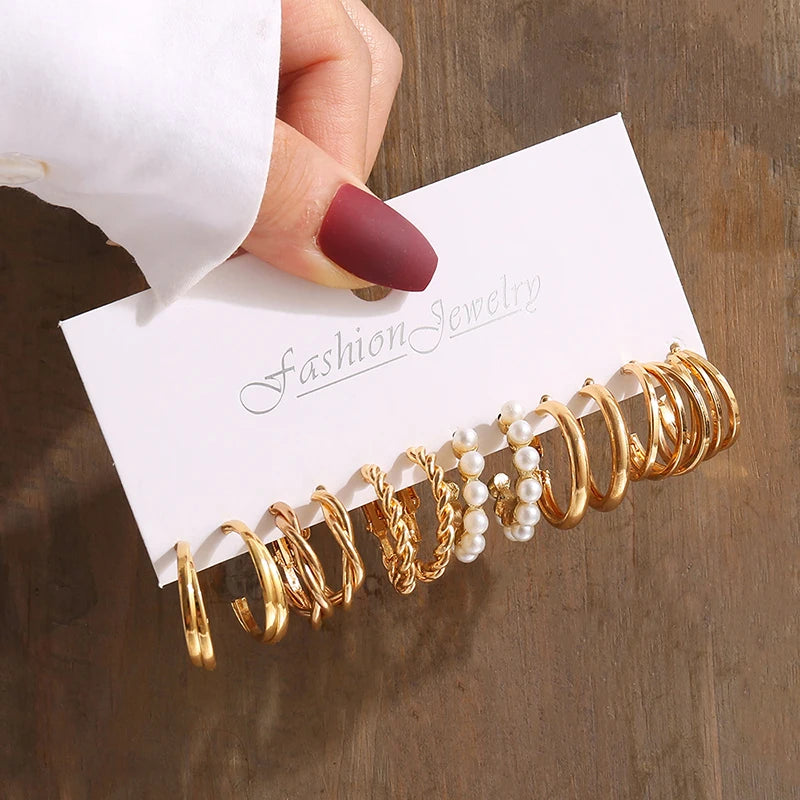 Pearl Dangling Earring Mix